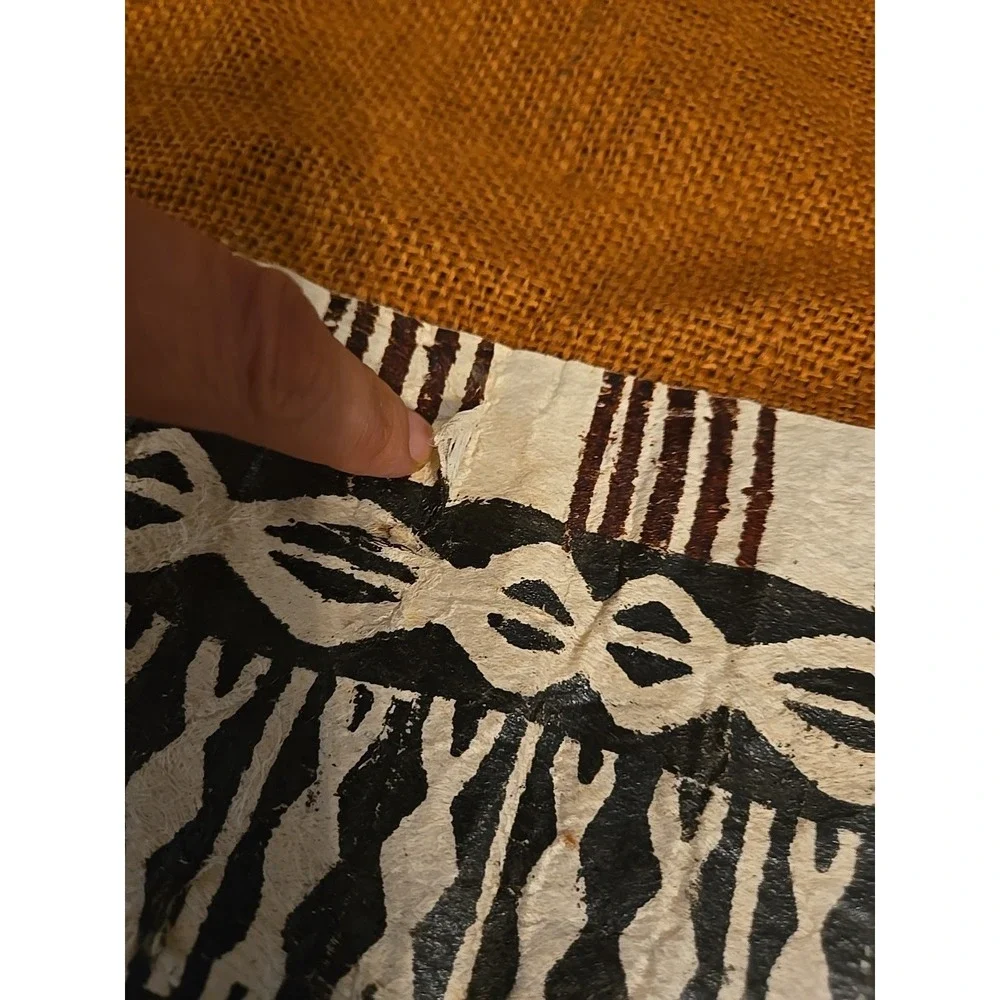 Vtg Handmade FIJI Intricate Tonga Bark Tapa Cloth Design On‎ Burlap Backing